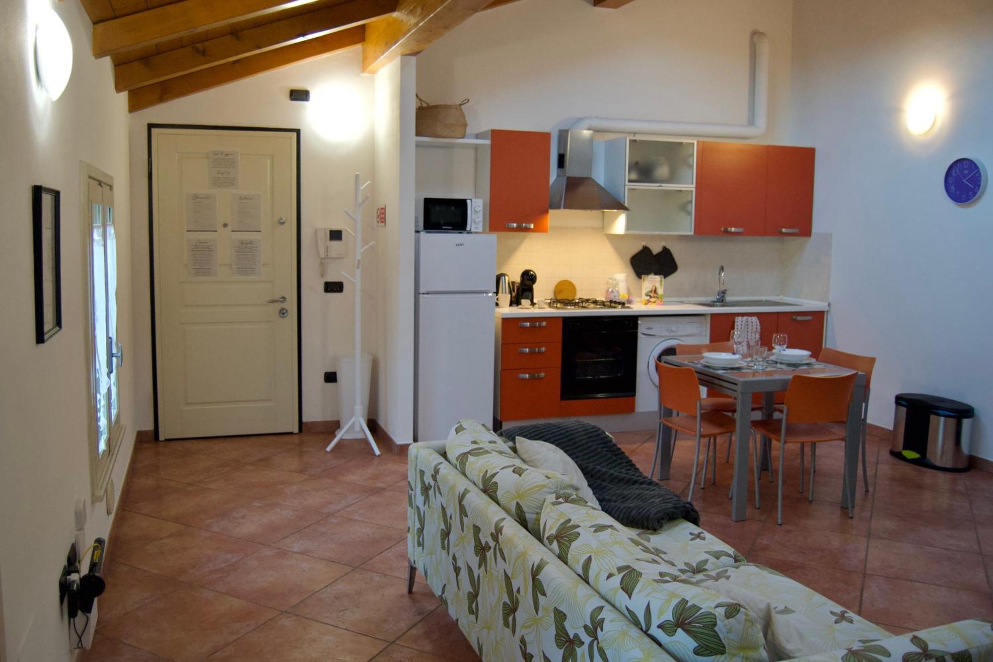 Casa Viola, Deliziosa Mansarda In Centro Storico Apartment Modena Exterior photo